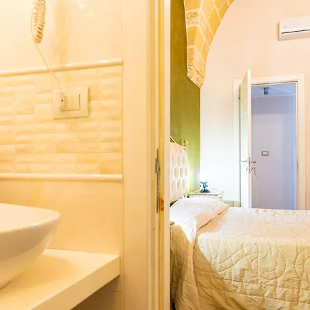 Self Palazzo Aurora Couette-café 4*