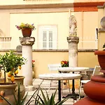 Palazzo Aurora Nocleg ze śniadaniem