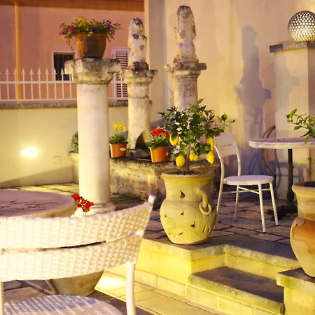 Palazzo Aurora 4*