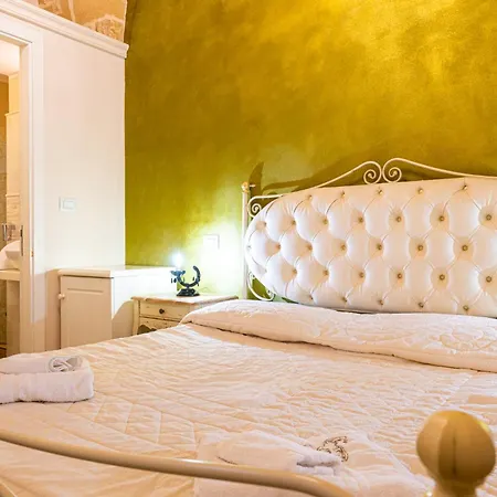 Palazzo Aurora 3*