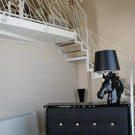 Self Palazzo Aurora Bed & Breakfast